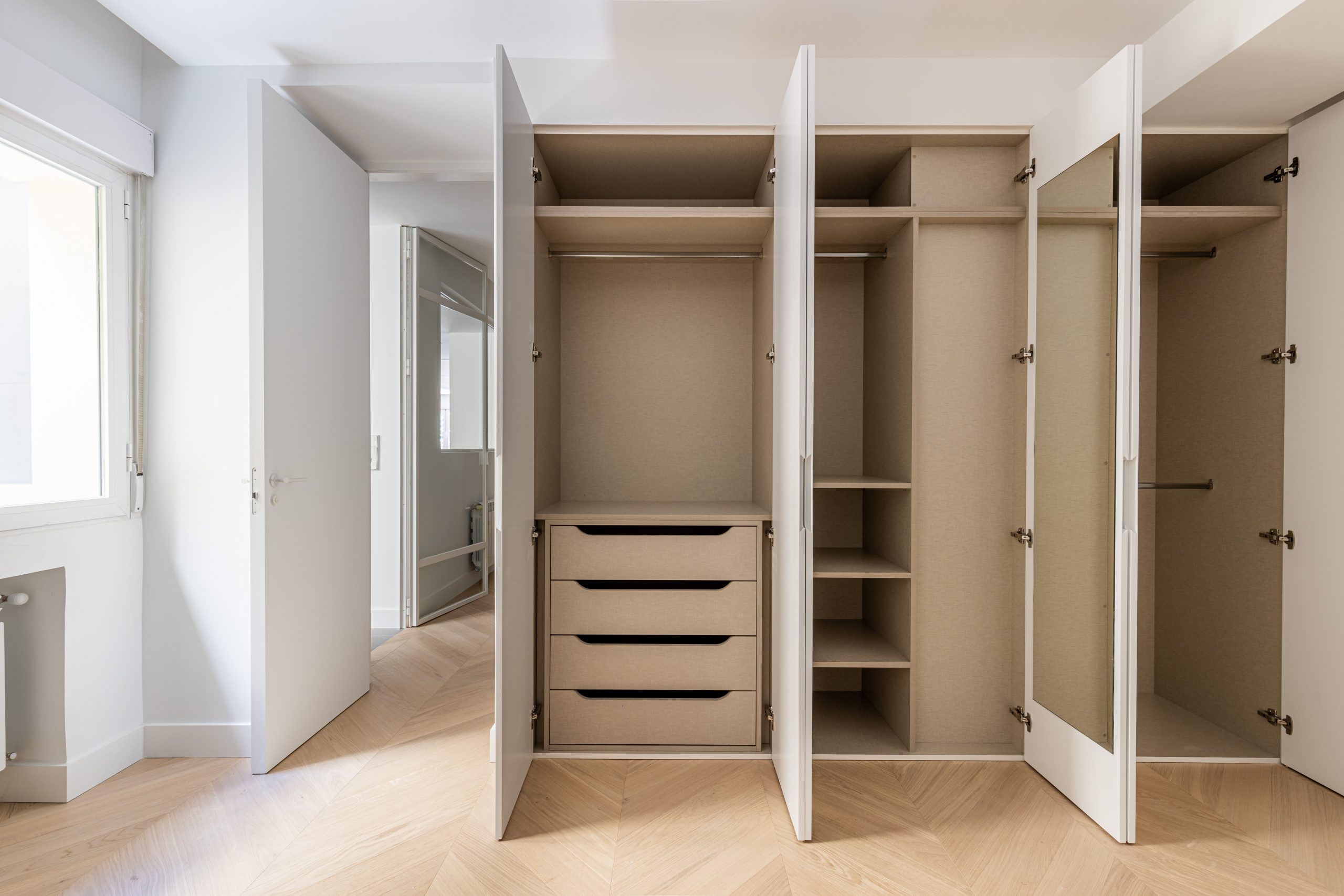 Manuel-Zornoza-Arquitecto-Inversor-ANDRES-TORREJON-MADRID-DISENO-OBRA-10-scaled