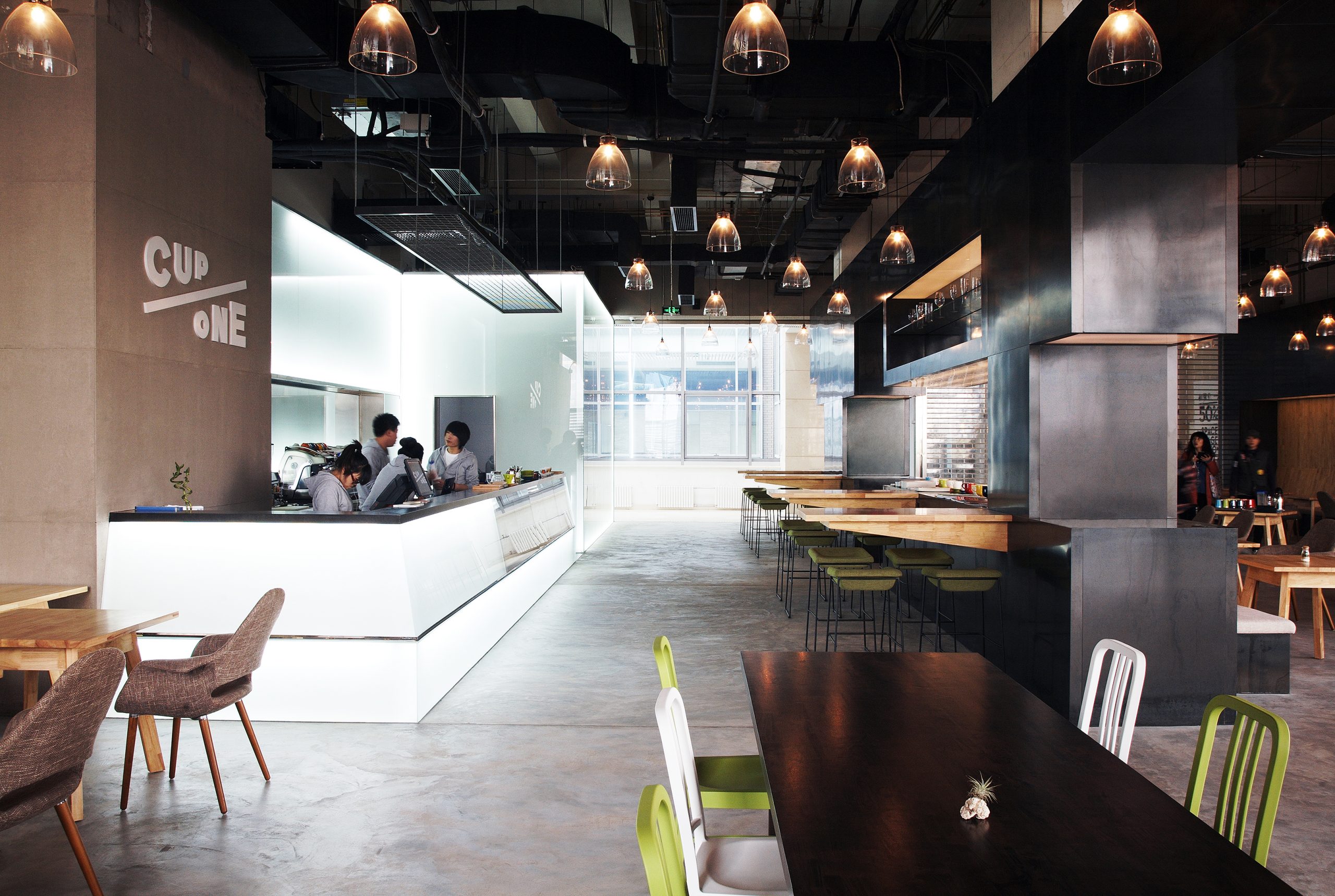 Manuel-Zornoza-Arquitecto-Inversor-CUPONE-01_first-floor-scaled