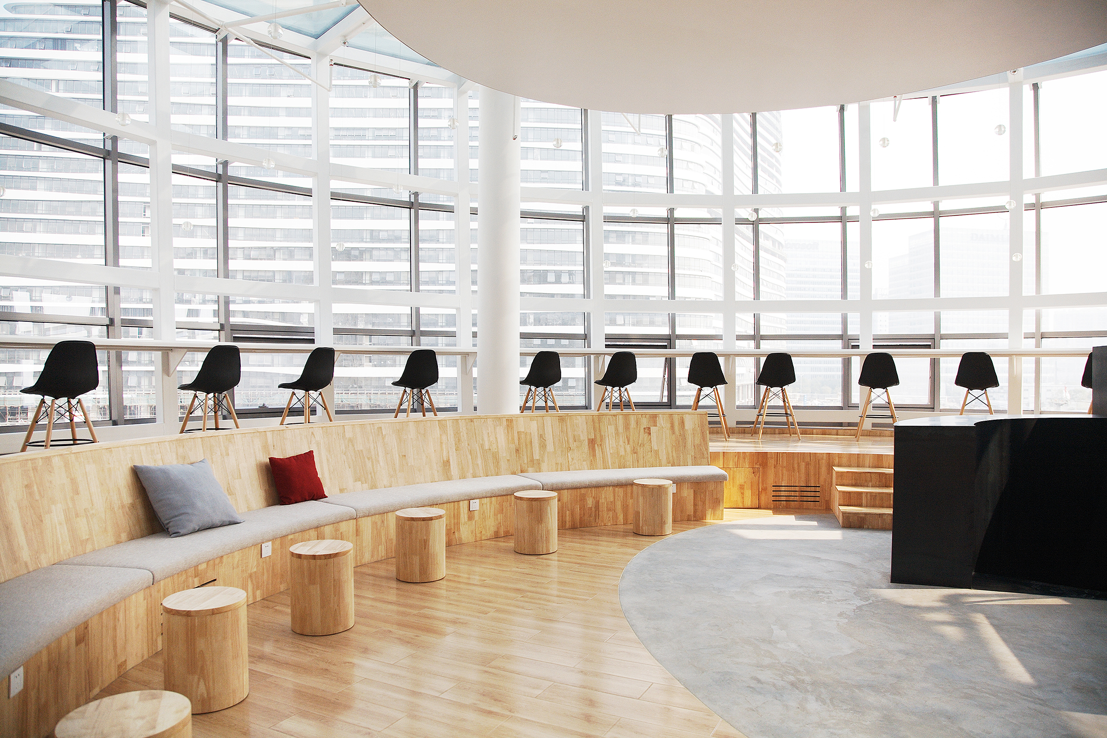 Manuel-Zornoza-Arquitecto-Inversor-CUPONE-15_second-floor