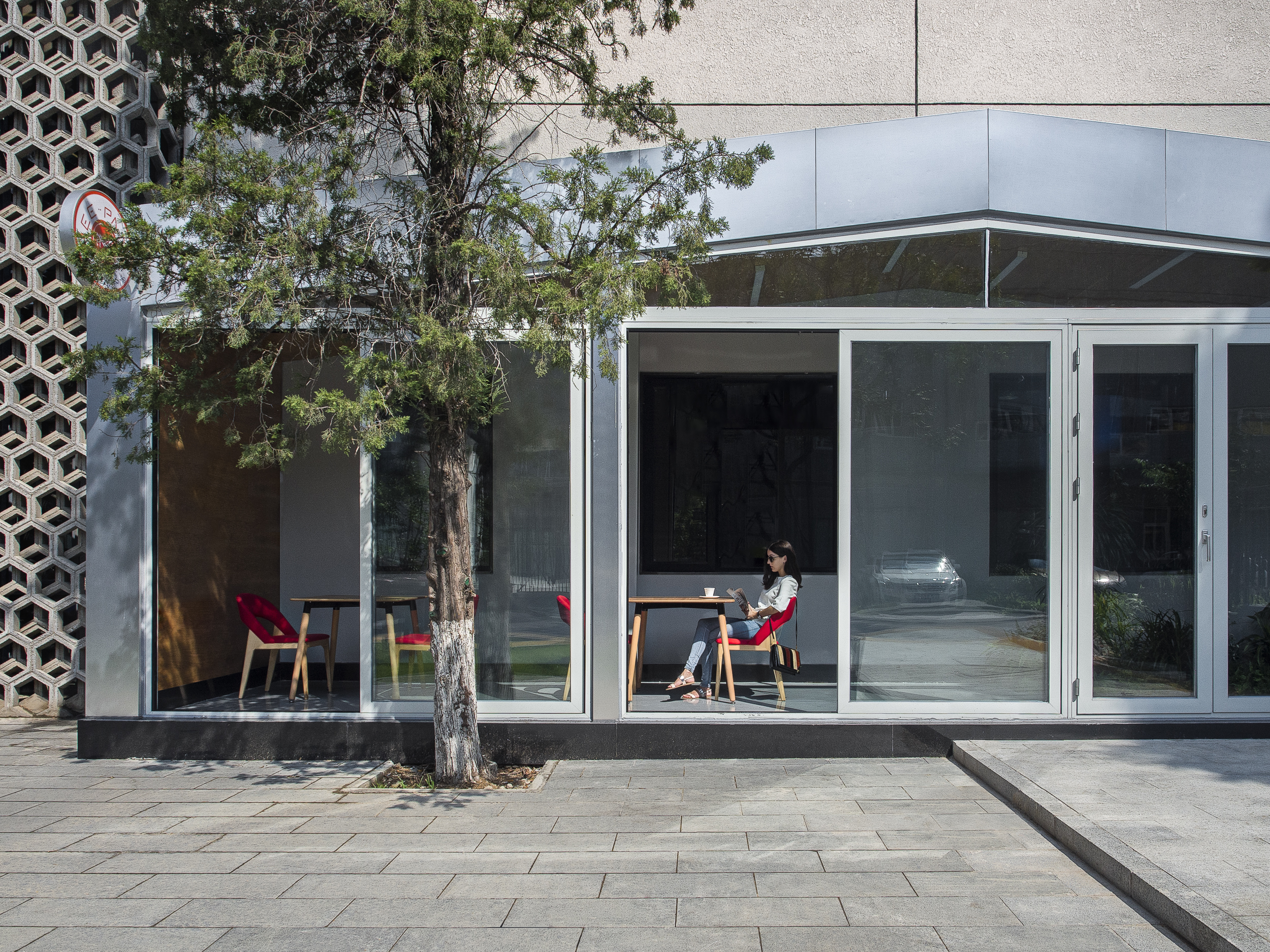 Manuel-Zornoza-Arquitecto-Inversor-MEEPARK-08_south-terrace