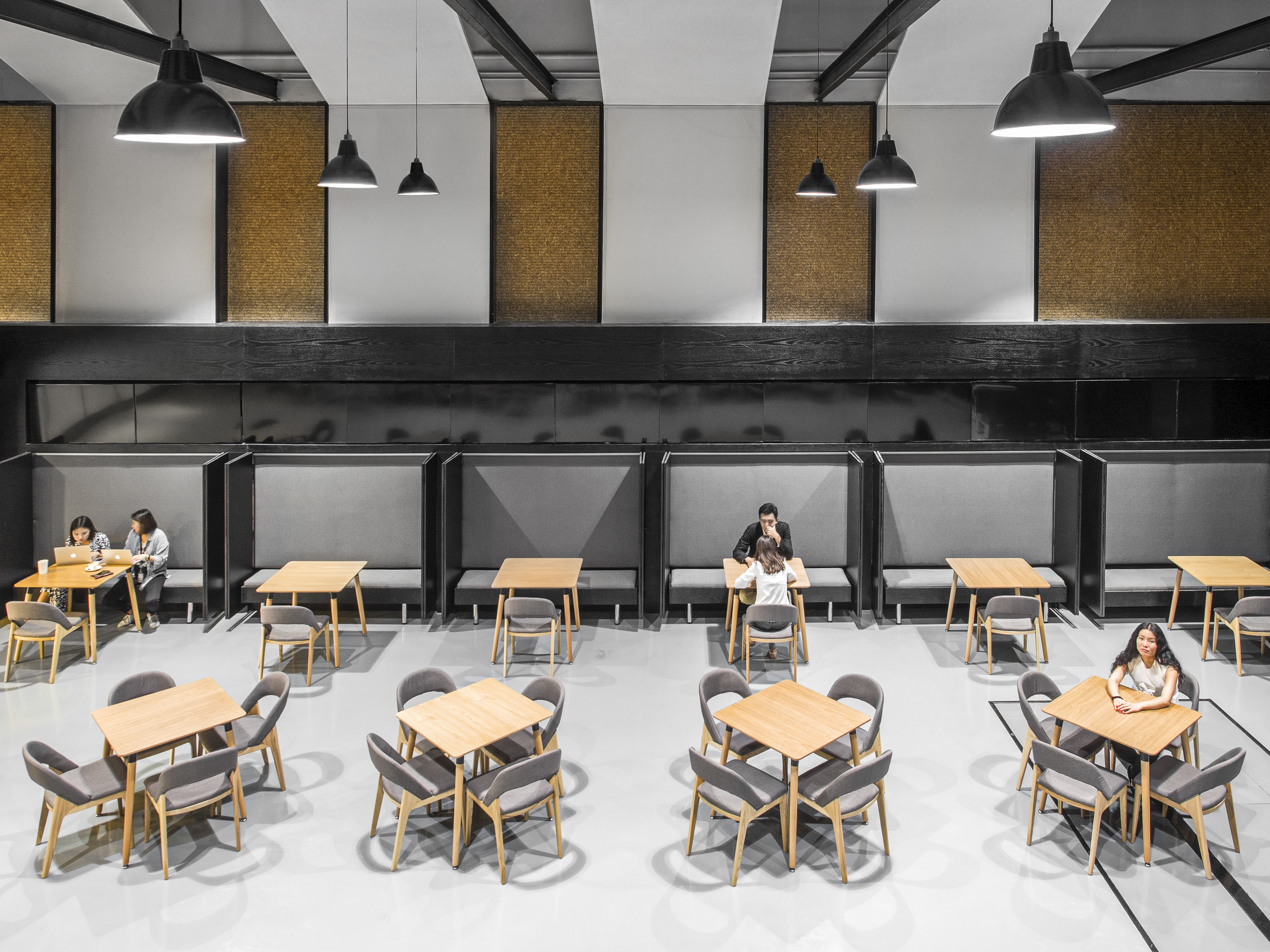 Manuel-Zornoza-Arquitecto-Inversor-MEEPARK-13_sitting-area