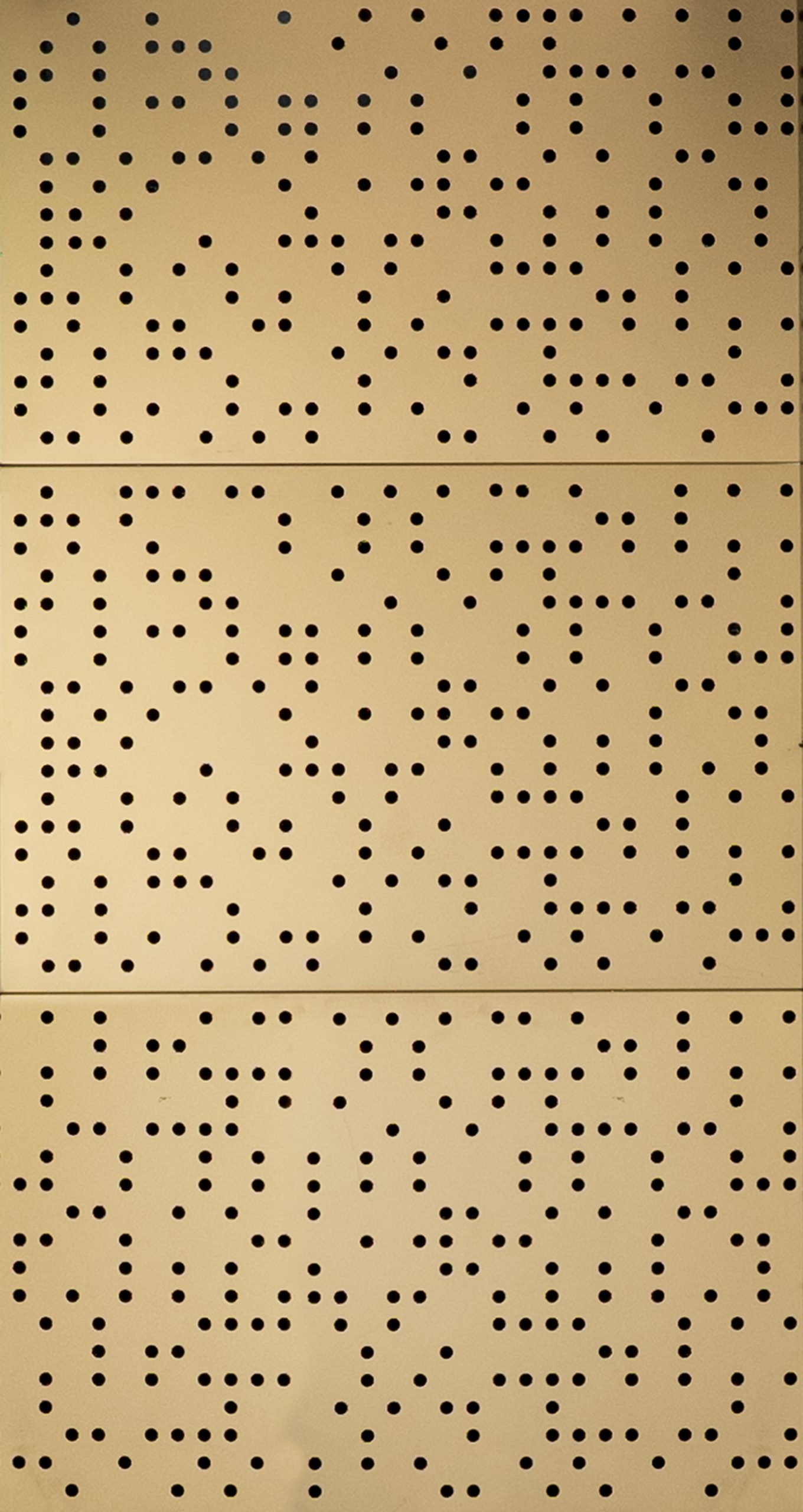 Manuel-Zornoza-Arquitecto-Inversor-MEEPARK-EN-CBD-10_metal-plate-scaled