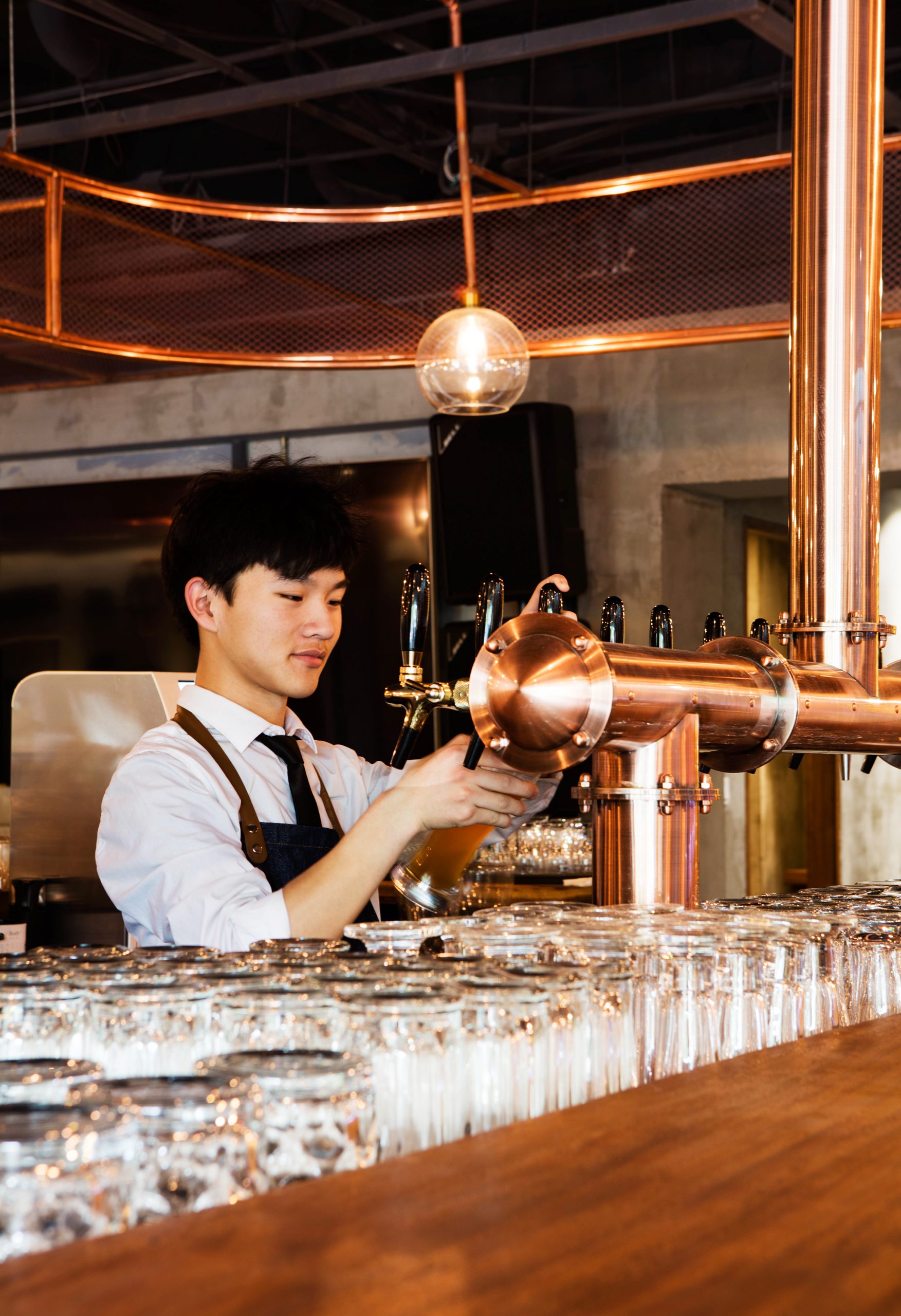 Manuel-Zornoza-Arquitecto-Inversor-STEAMRHINO-BREWERY-06_bar-area-scaled