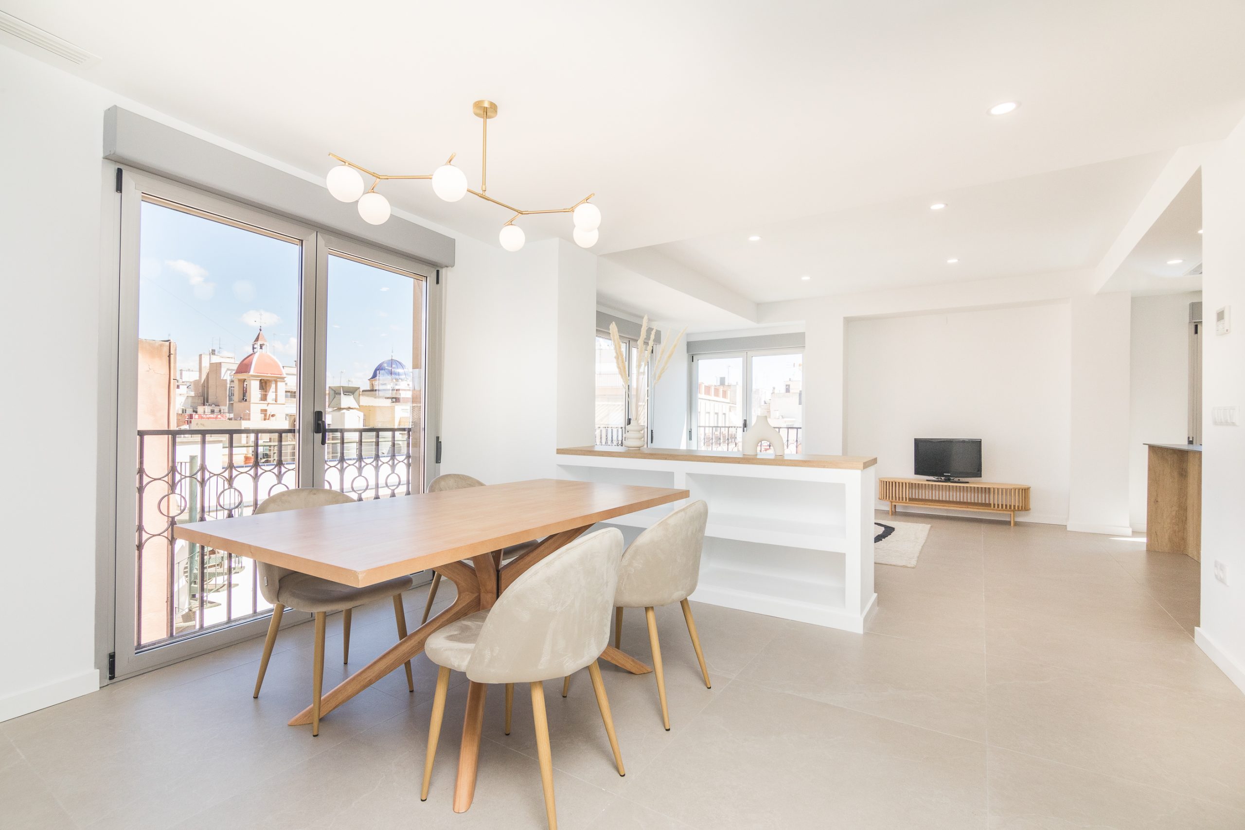 Manuel-Zornoza-Arquitecto-Inversor-Troneta-Alicante-Diseno-Construccion-594A1863